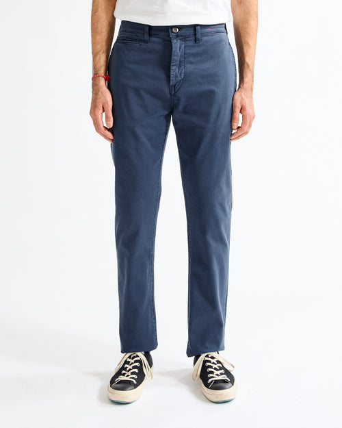 Everyday Chino in Washed Blue