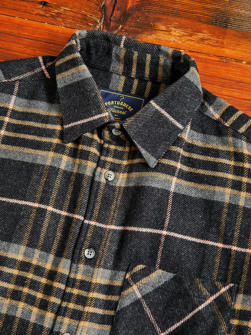 Arquive 72 Button-Up Shirt in Grey
