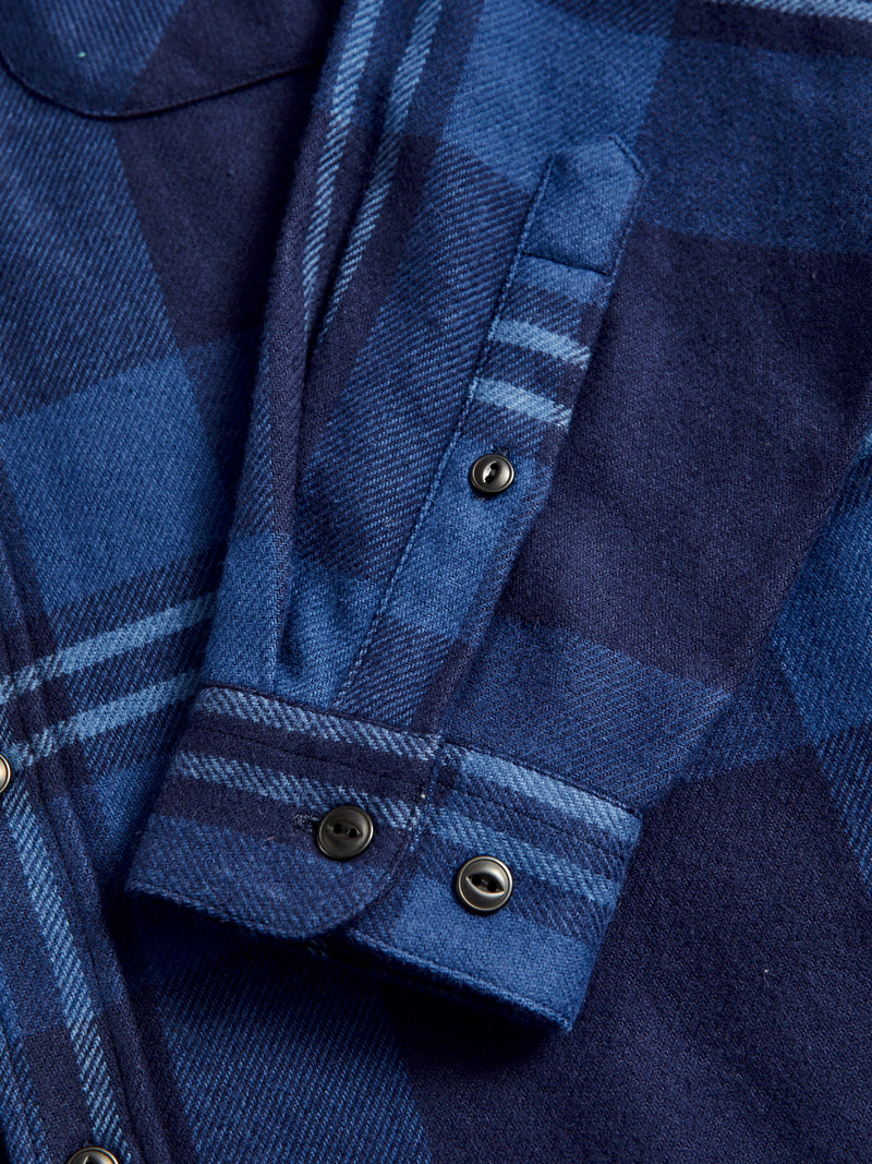 Arquive 82 Button-Up Shirt in Blue