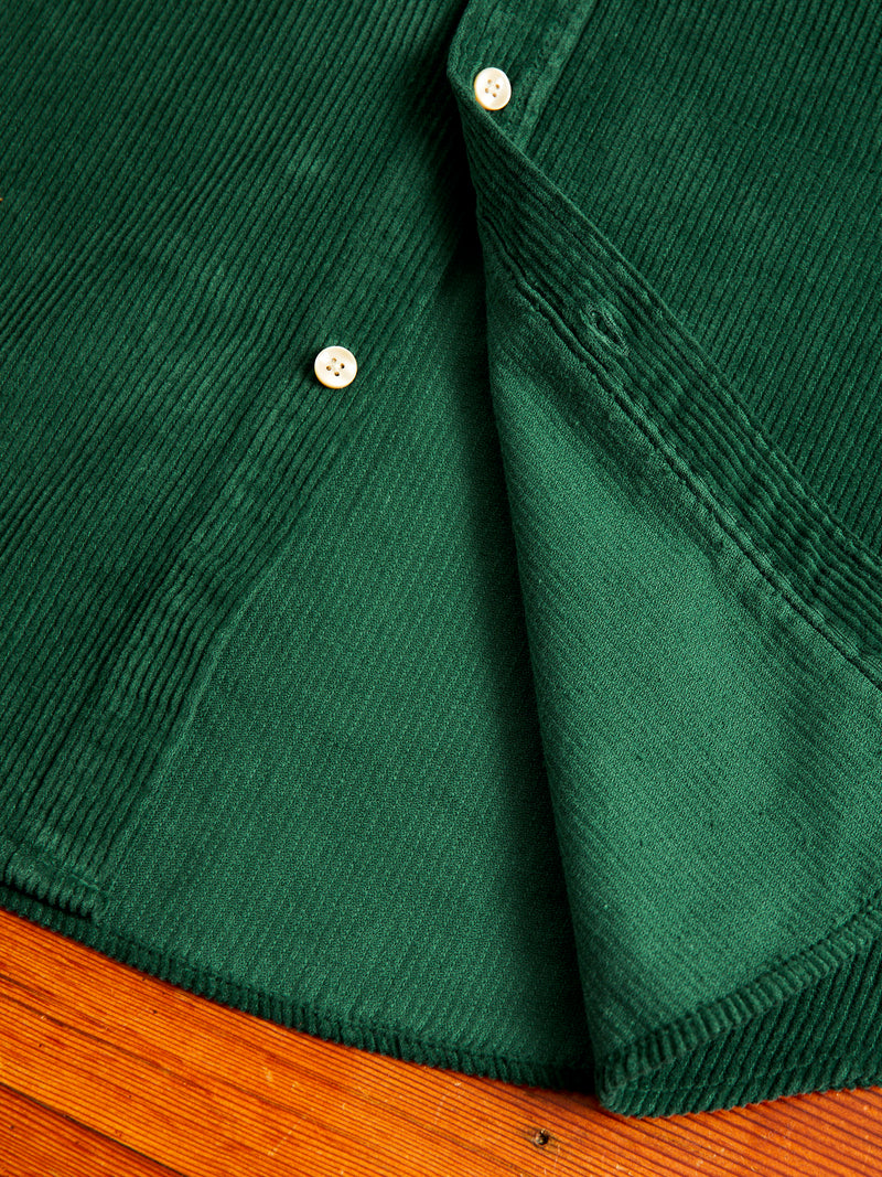 Lobo Button-Up Shirt in Green