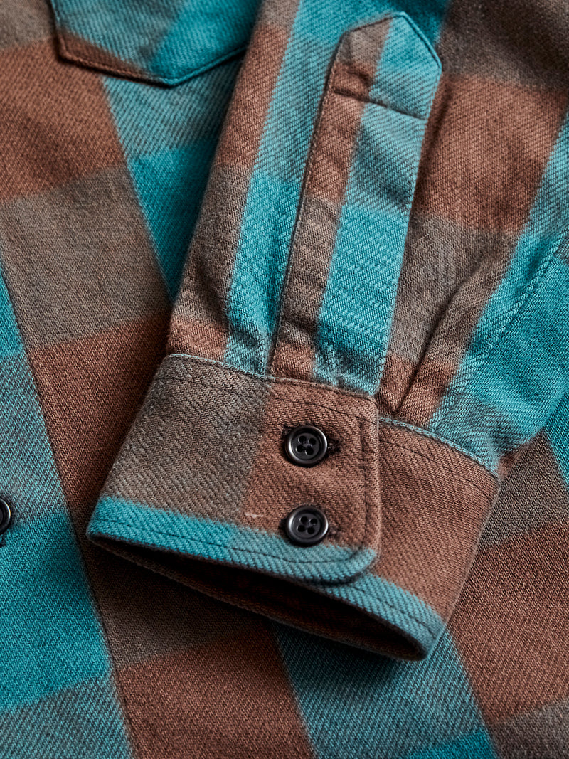 Norris Selvedge Flannel in Petrol/Brown