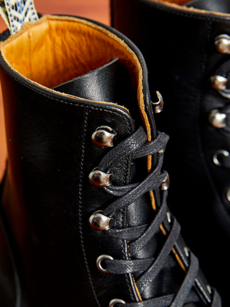 Sierra Boot in Black "Señora"