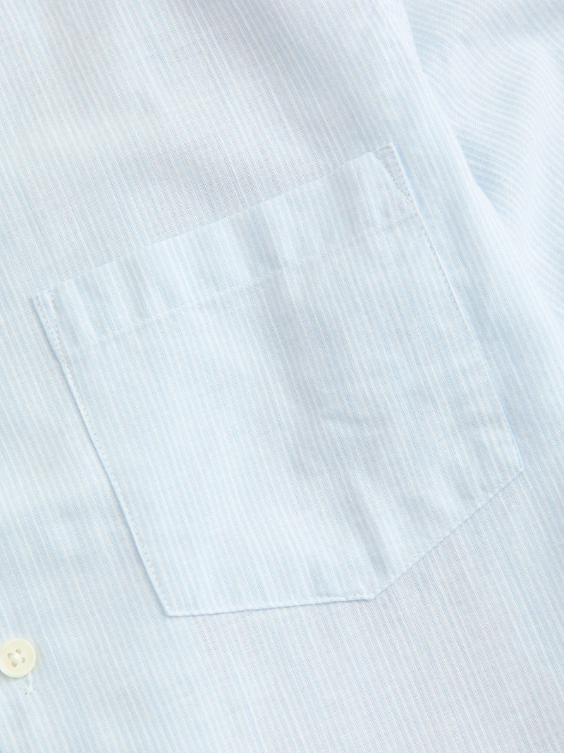 Summer Blend Button-Up Shirt in Sky
