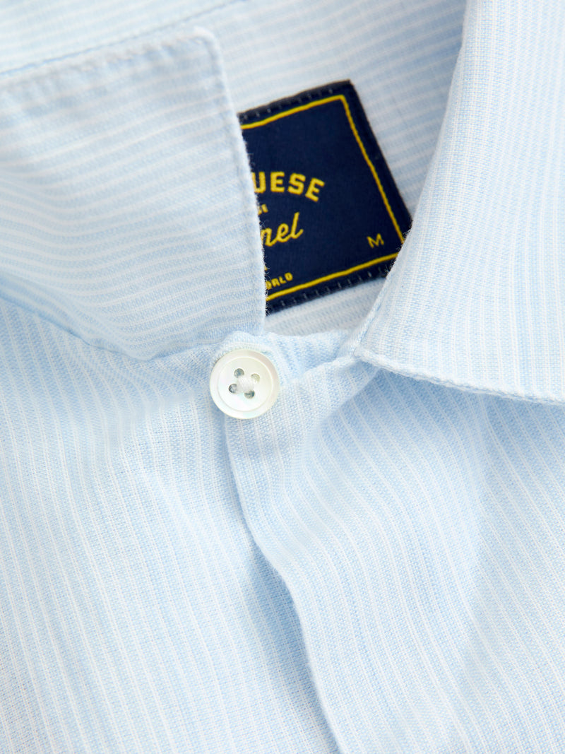 Summer Blend Button-Up Shirt in Sky