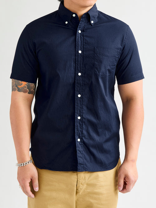 Broad Cloth Short Sleeve Button-Down Shirt in Navy