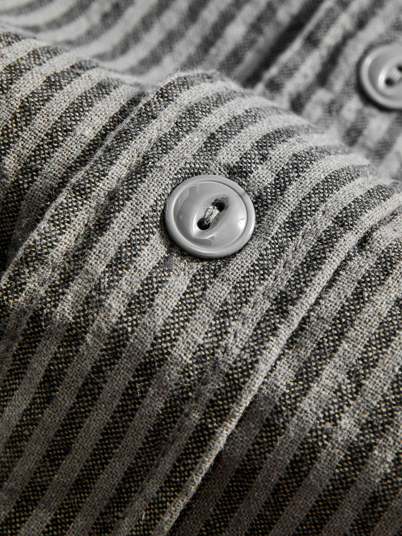 Linen Work Shirt in Charcoal Grey