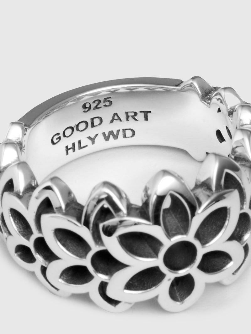 Frida Ring in Sterling Sliver