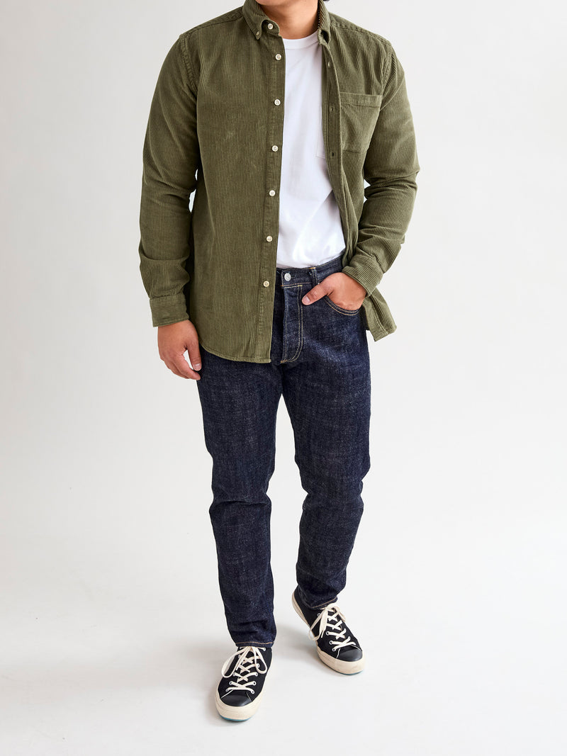 Lobo Button-Up Shirt in Olive