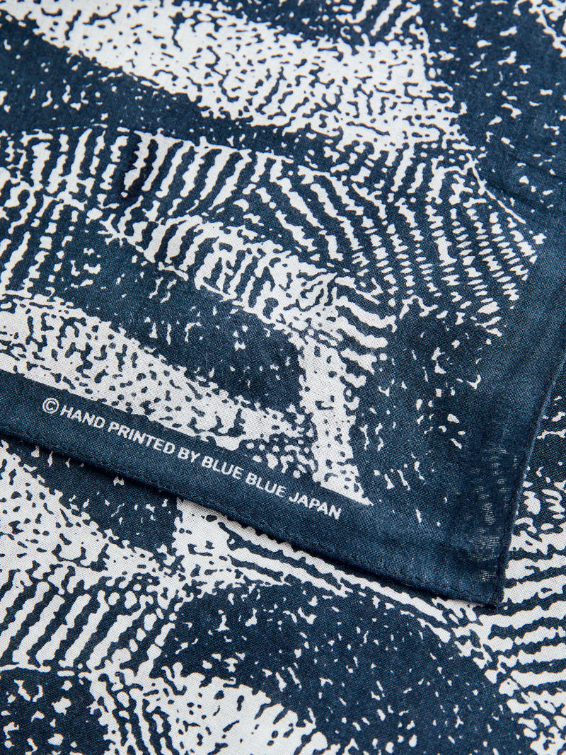 "Wind Flow" Bandana in Grey