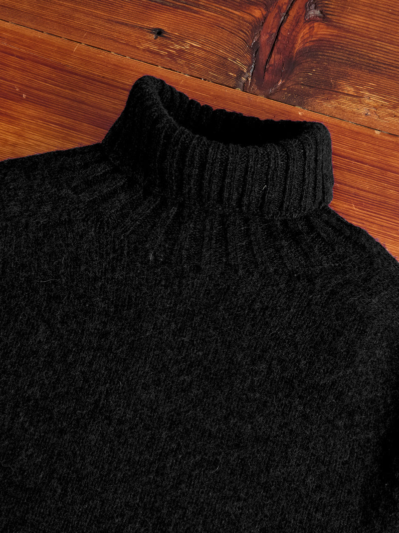 "Sylvester" Wool Turtleneck Sweater in Black