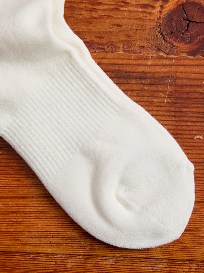 "Wind Flow" Pile Socks in White