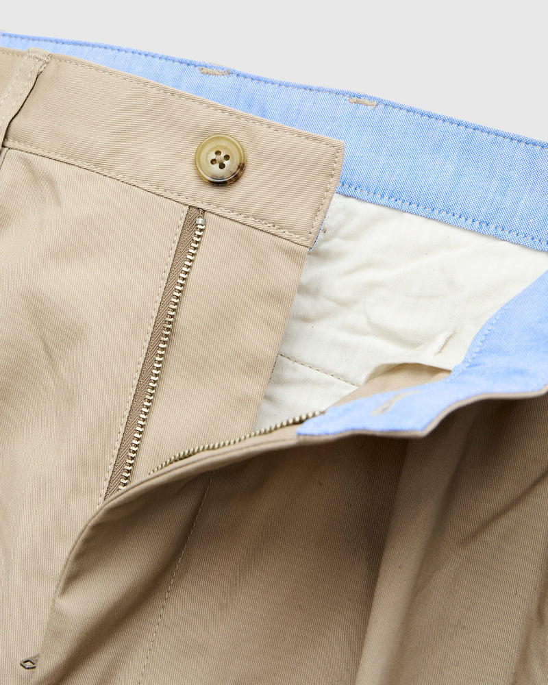 2-Pleat Twill Trousers in Khaki