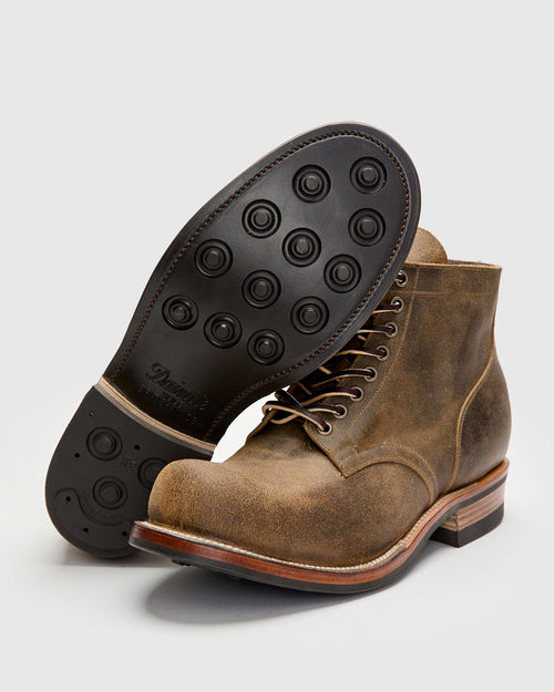 Service Boot 310 in Antique Waxy Commander