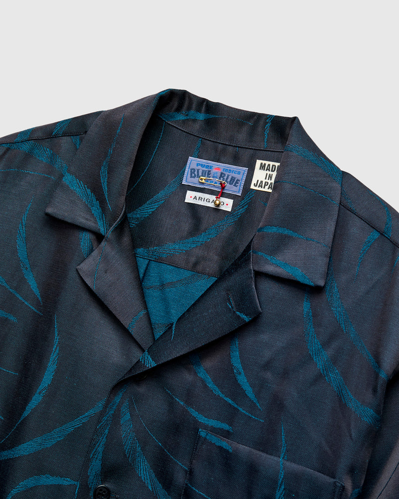 "Mebuki" Pattern Aloha Shirt in Dark Navy