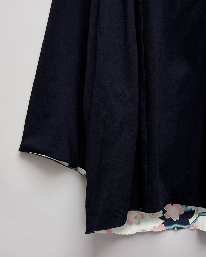 "Nagare Sakura" Reversible Knit Haori in White