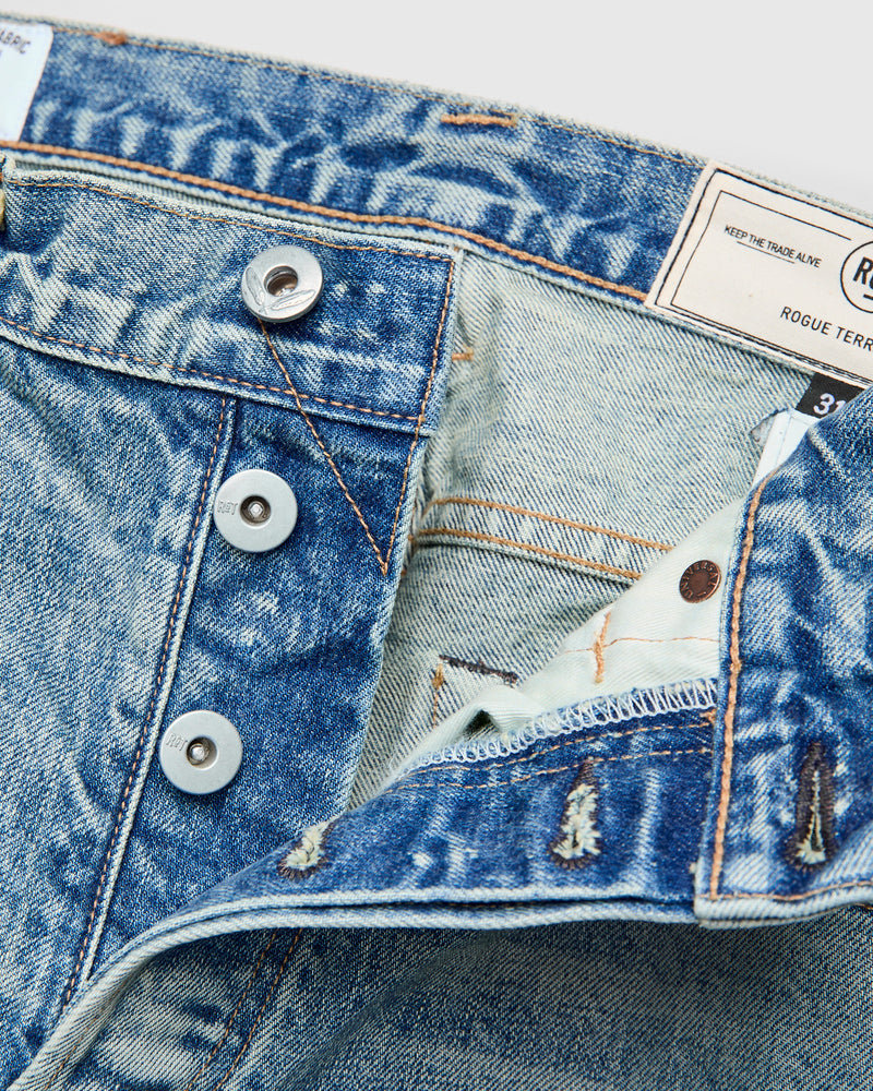 "River Wash" 15oz Stonewash Selvedge Denim in Strider