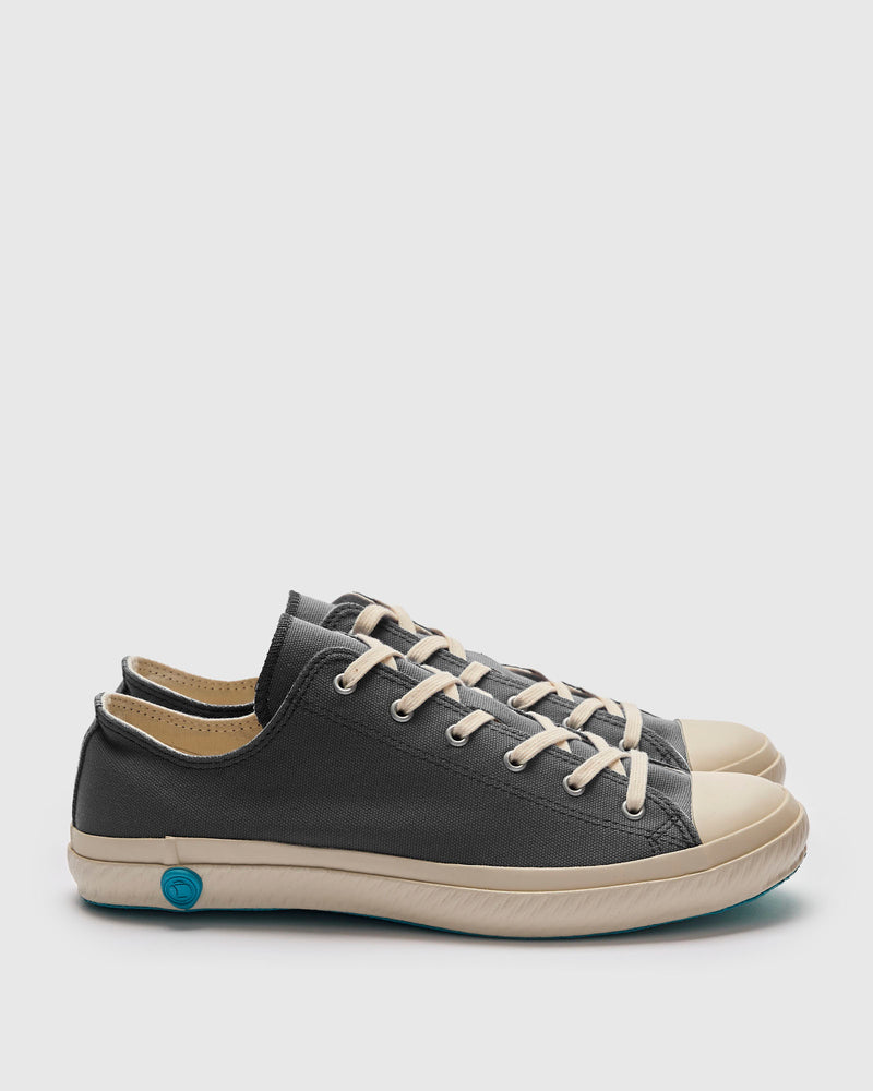 01JP Low Top Sneaker in Grey