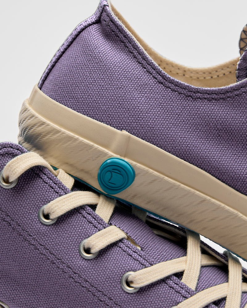 01JP Low Top Sneaker in Light Purple