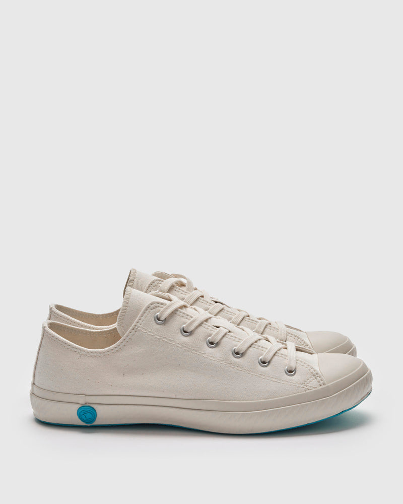 01JP Low Top Sneaker in White