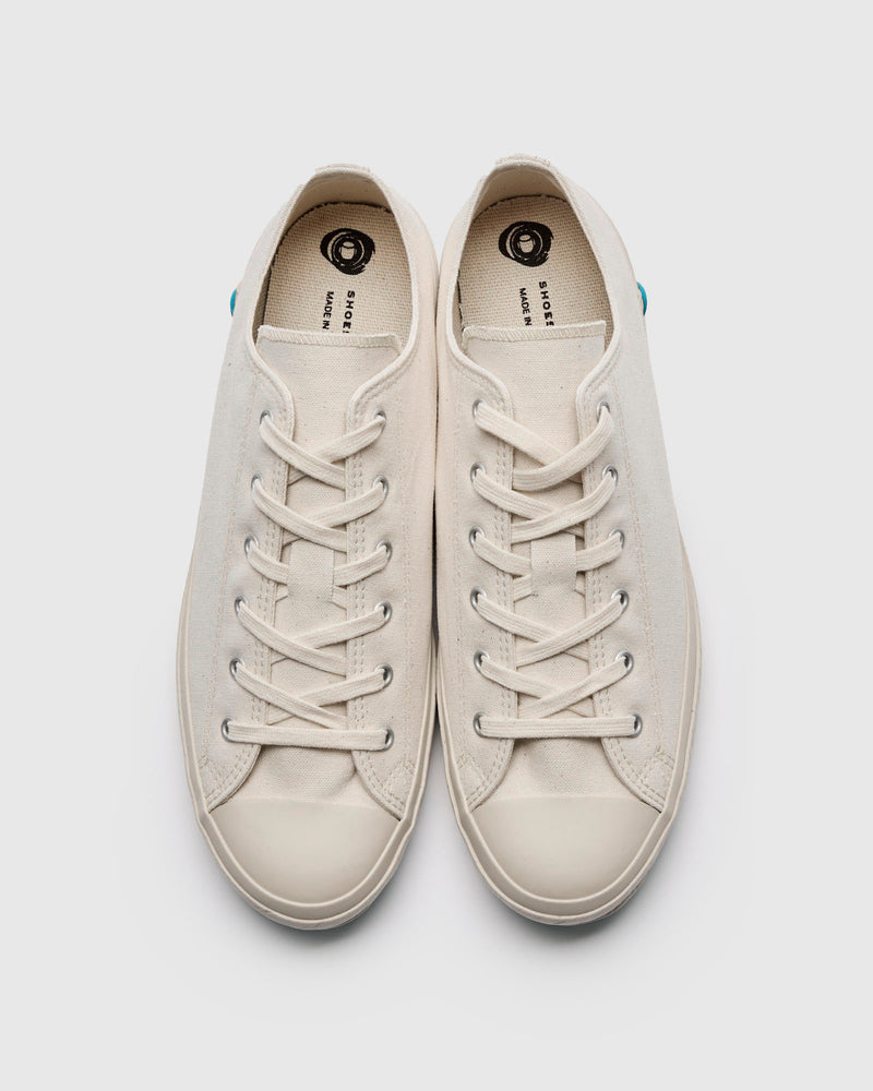 01JP Low Top Sneaker in White