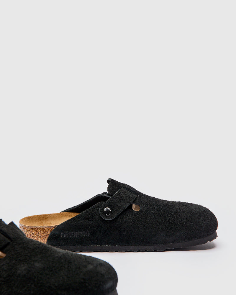 Boston Clog in Black Suede SFB
