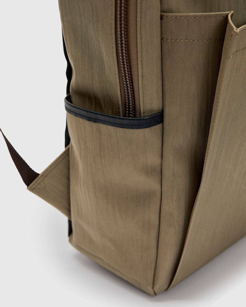 Link Backpack v2 in Beige