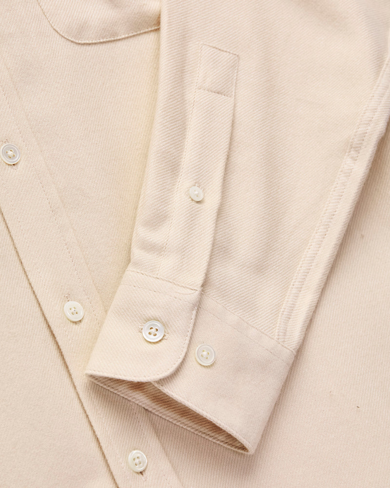 Teca 2 Button-Up Shirt in Ecru