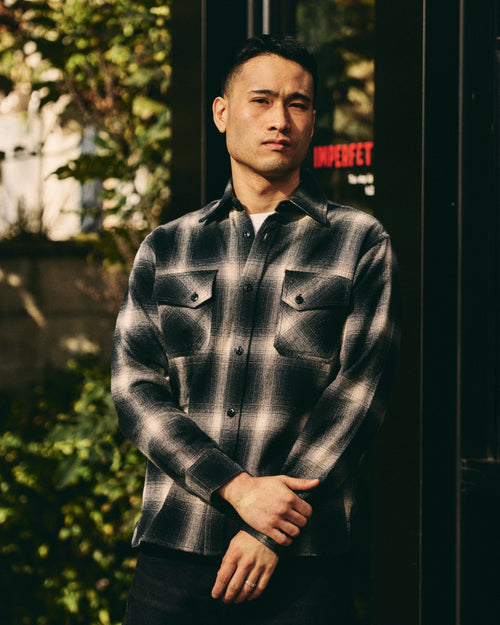 Crosscut Flannel in Black Ombre