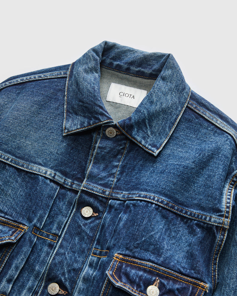 Double Pocket Denim Jacket in Medium Blue