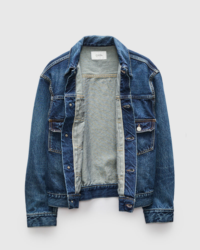 Double Pocket Denim Jacket in Medium Blue