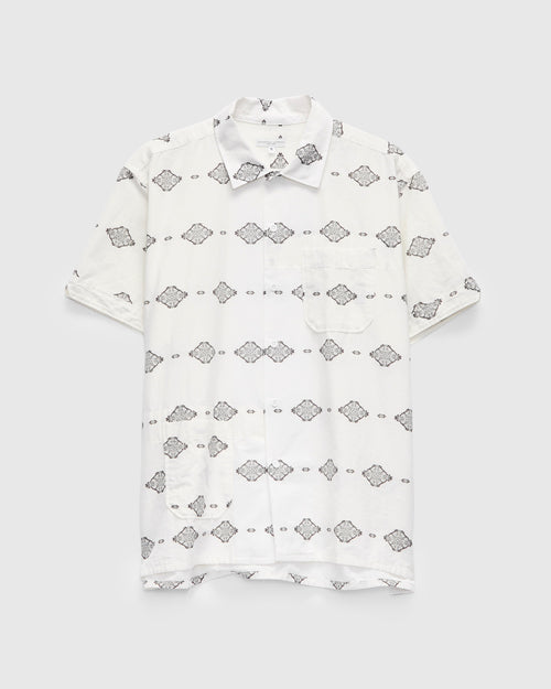 Camp Shirt in White Black Ikat Print