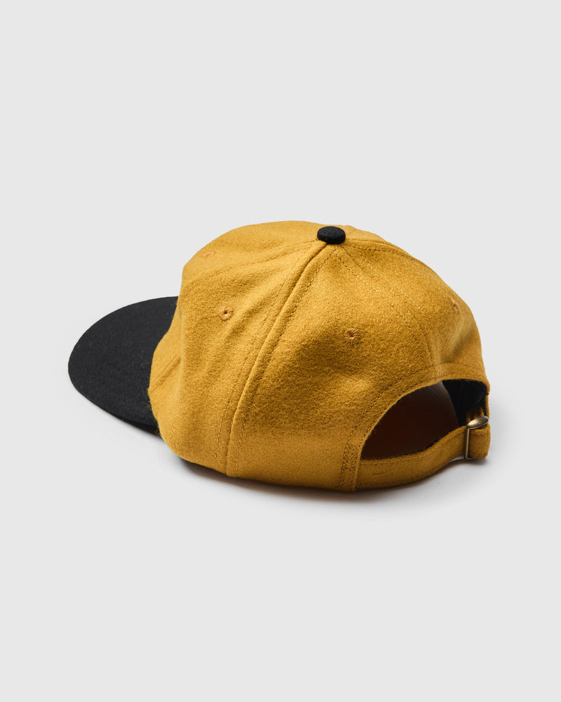 Baseball Hat in Wool Old Gold Black