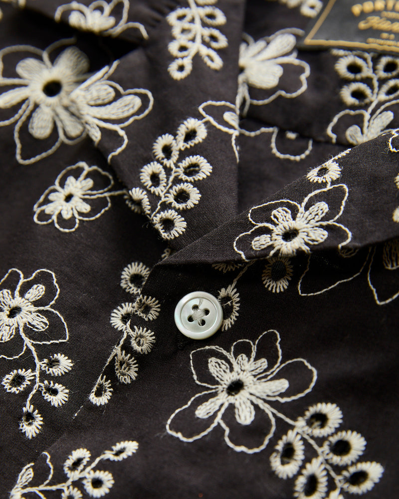 Folclore 4 Embroidery Shirt in Black