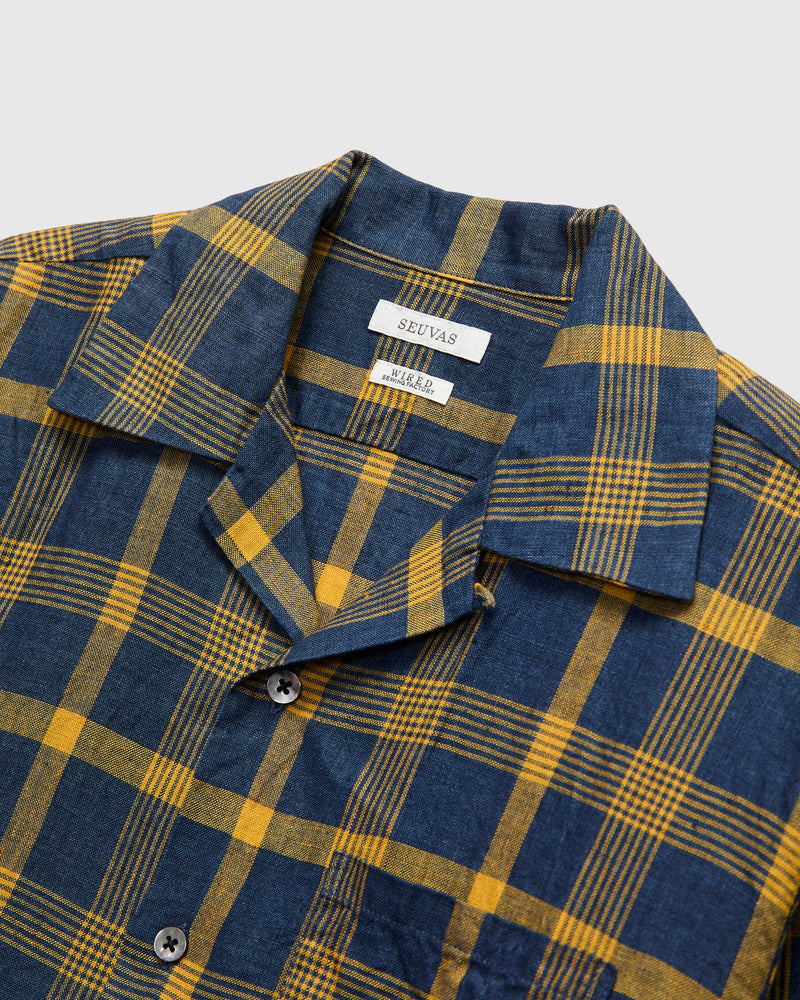 Le Point Open Collar Shirt in Navy Yellow