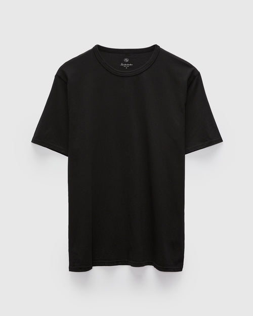 T-Shirt in Black