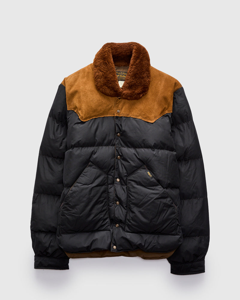 Quilted Shearling-Collar Jacket in Onyx