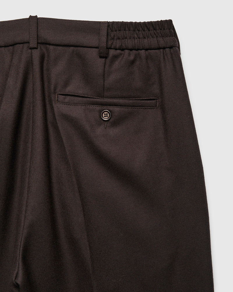 Pleated Trouser in Brown Wool Flannel