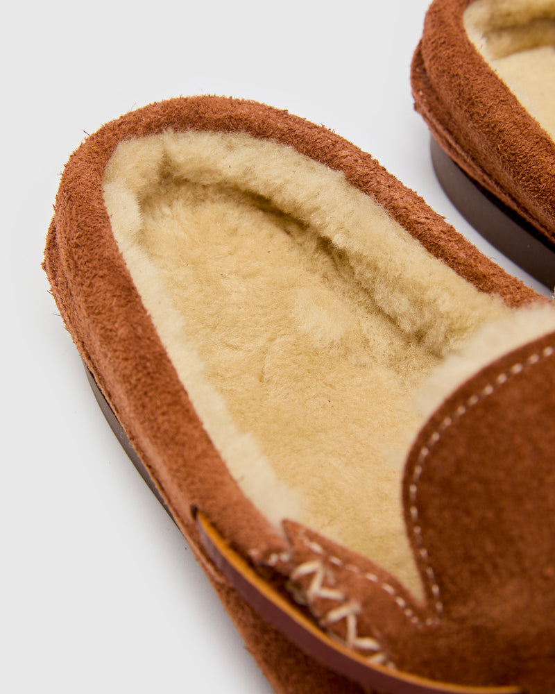 Cozymoc Slip-On in Mahogany Grizzly Roughout