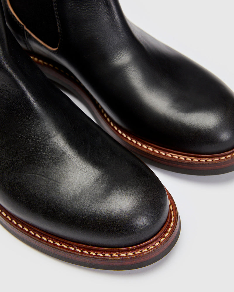 Chelsea Boot in Horween Chromexcel Black
