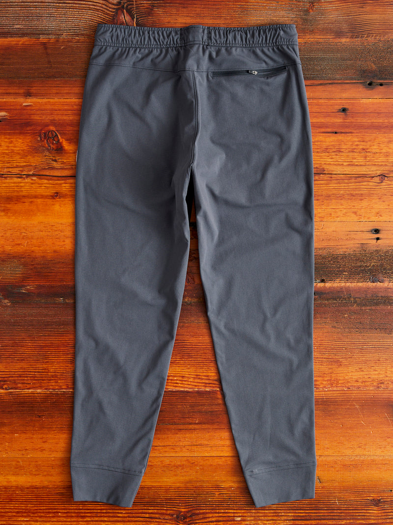Primeflex Coach's Jogger Pant in Charcoal