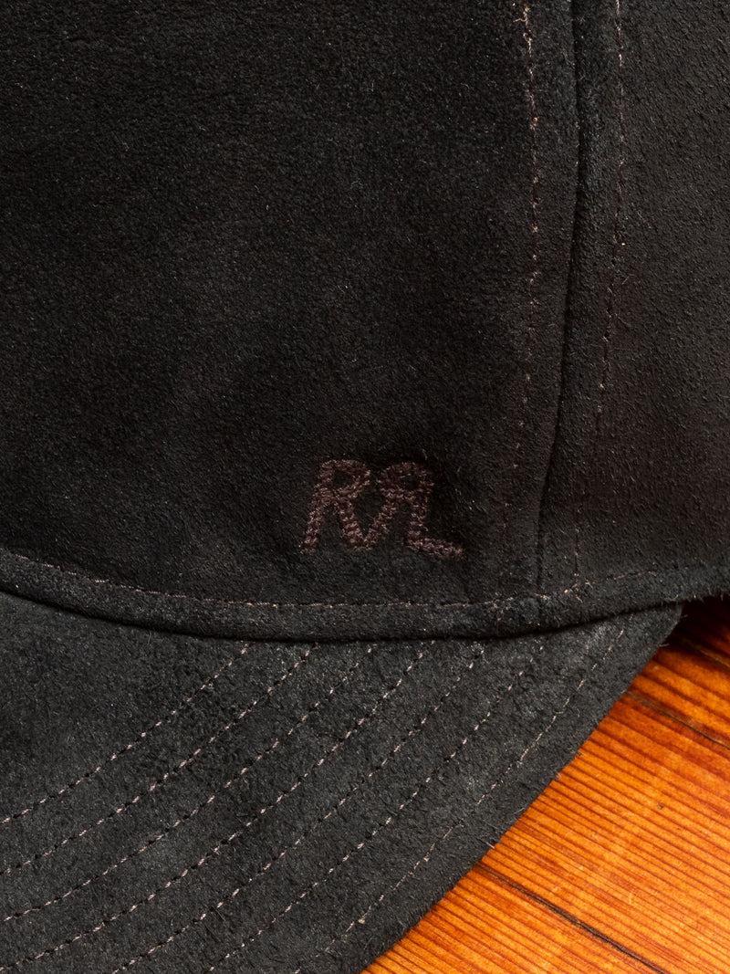Suede Baseball Cap in Black
