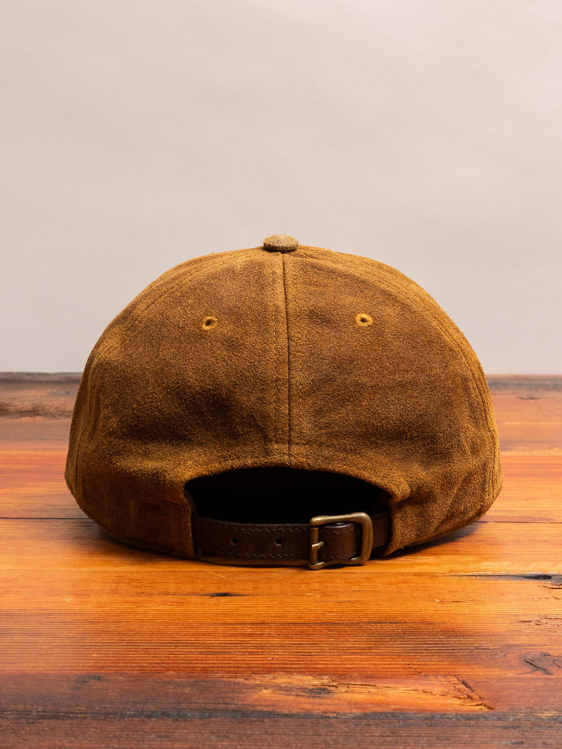 Suede Baseball Cap in Brown