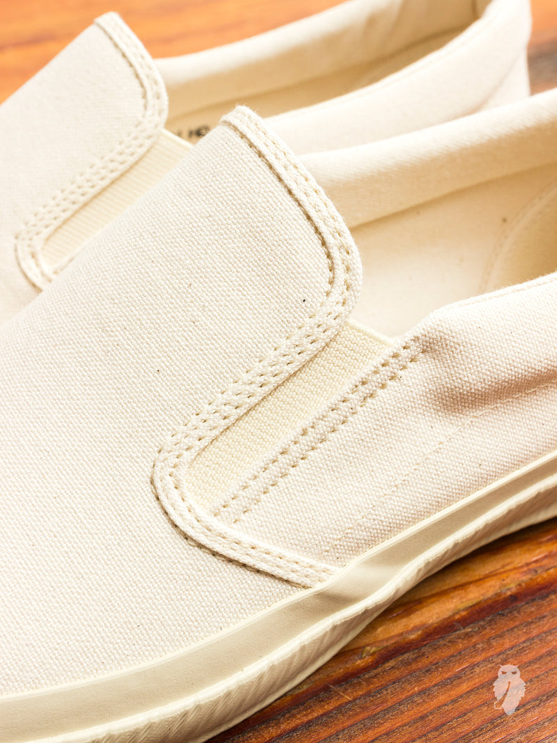 02JP Slip-On Sneaker in White