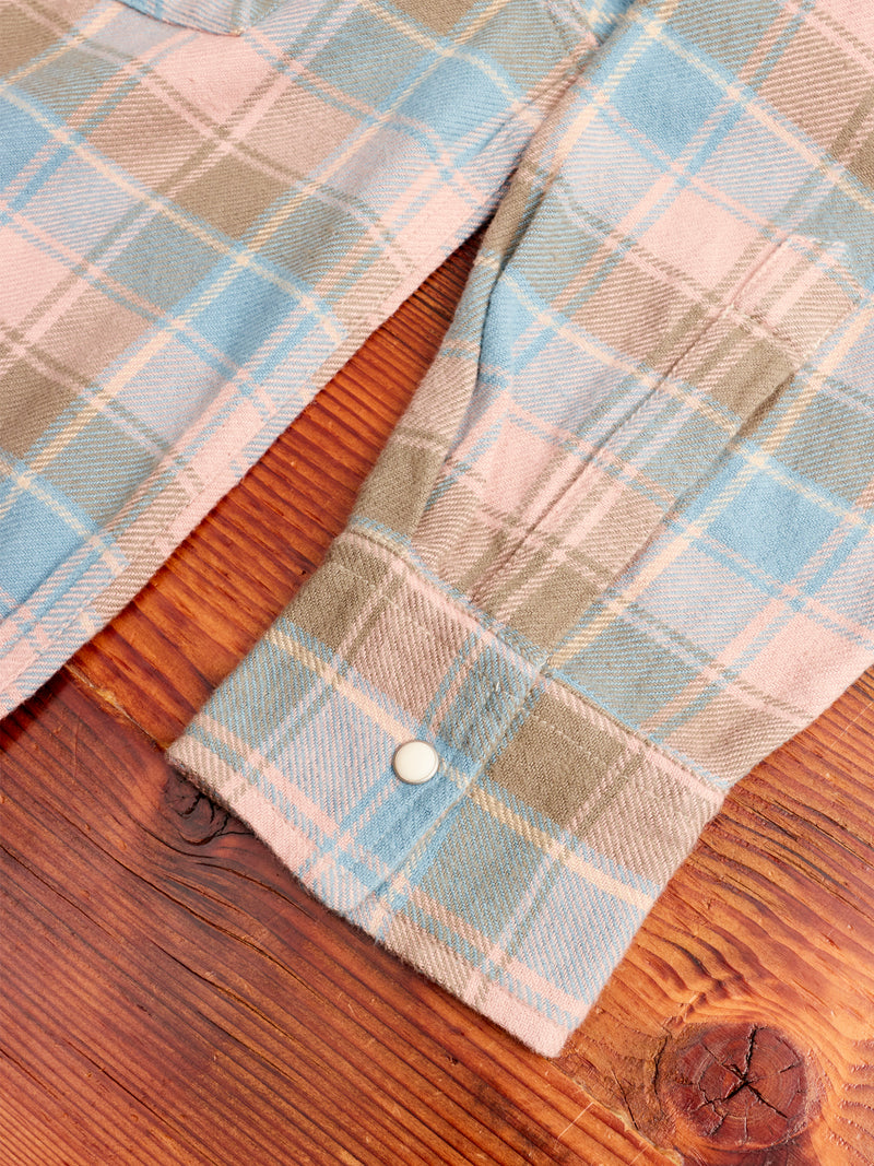 Washed Flannel Pearl Snap Shirt in Trout River