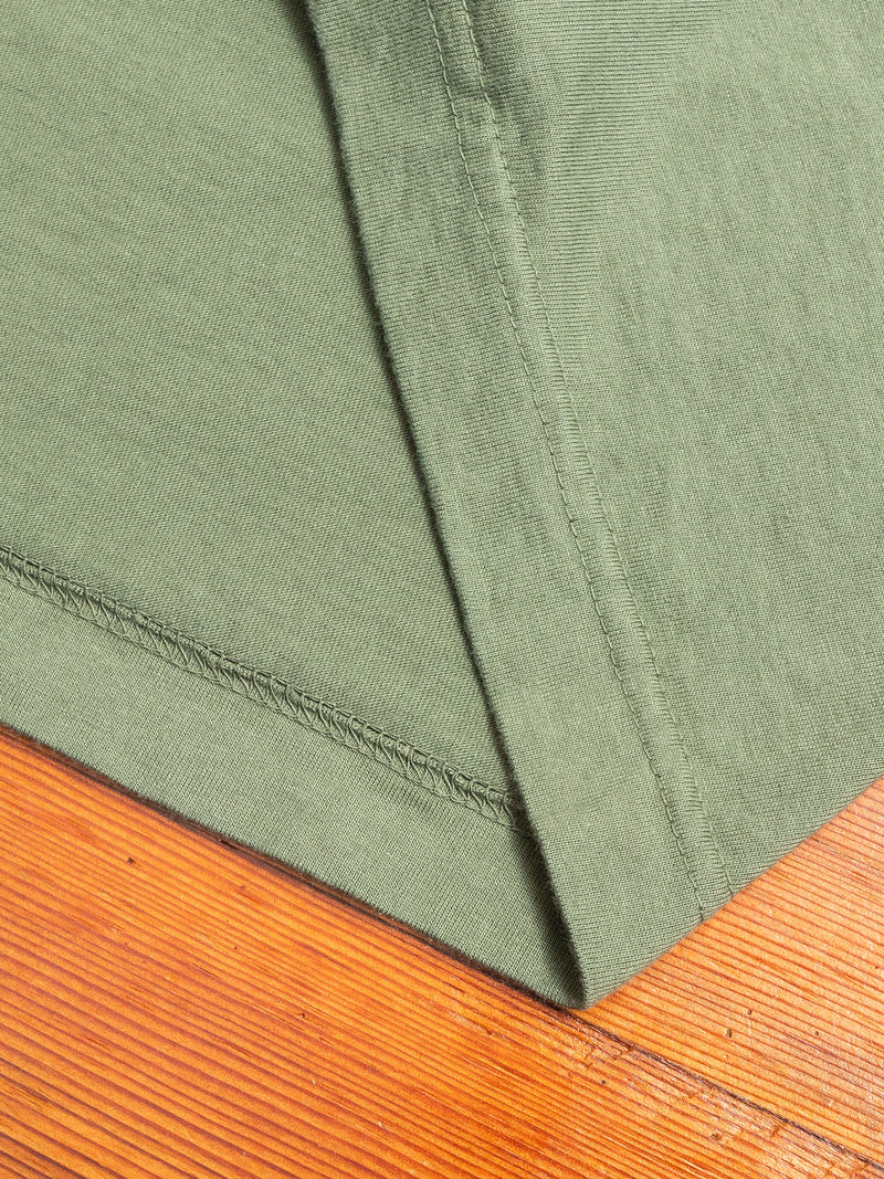Chop Corner Pocket T-Shirt in Olive